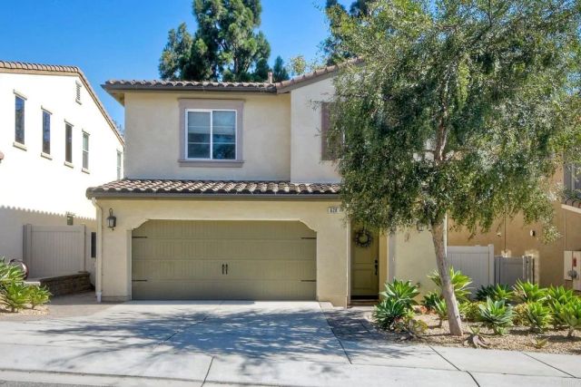 628 Topaz Court, Vista, CA 92083