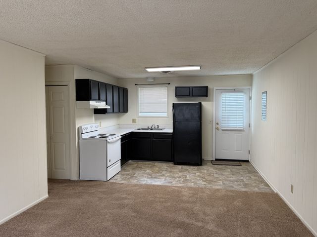 1506 Idlewild Dr Apt B, Lebanon, TN 37087
