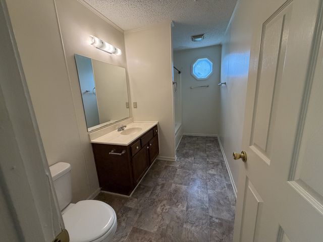 1506 Idlewild Dr Apt B, Lebanon, TN 37087