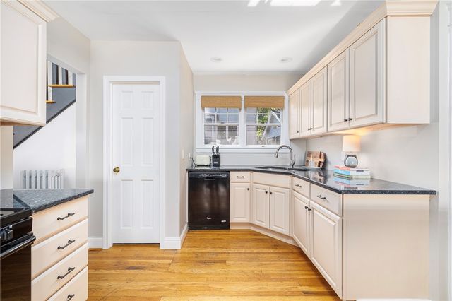 23 Lawn Avenue, Warwick, RI 02888