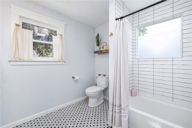 23 Lawn Avenue, Warwick, RI 02888