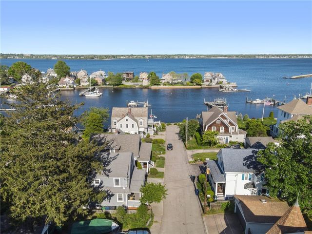 23 Lawn Avenue, Warwick, RI 02888