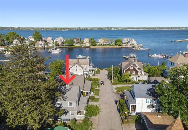 23 Lawn Avenue, Warwick, RI 02888