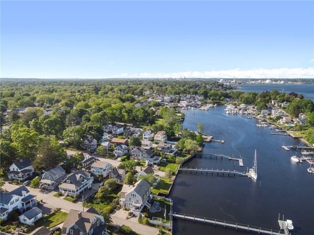 23 Lawn Avenue, Warwick, RI 02888