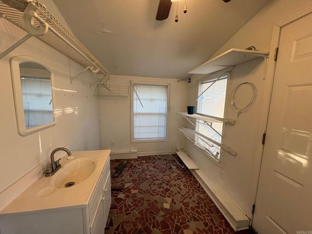 5808 Duke Street, Pine Bluff, AR 71602