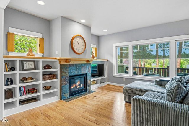 19411 Brookside Way, Bend, OR 97702