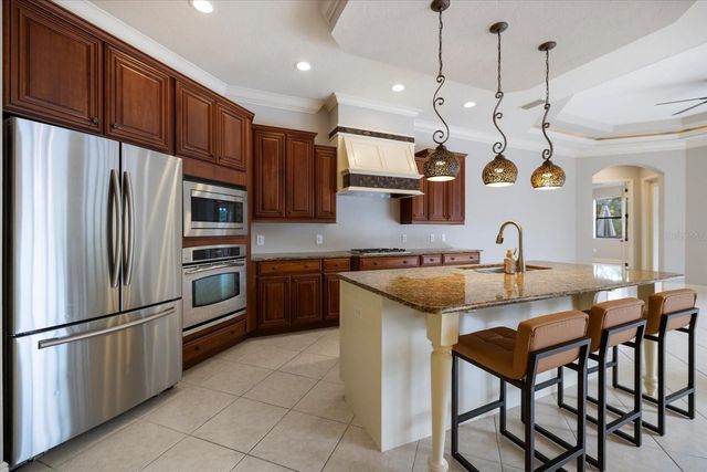 616 CRANE PRAIRIE WAY, Osprey, FL 34229