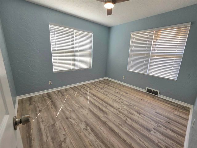 3803 NW Lake Ave, Lawton, OK 73505