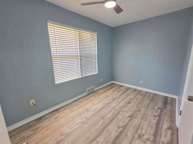 3803 NW Lake Ave, Lawton, OK 73505