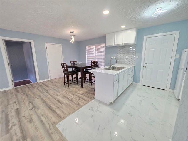 3803 NW Lake Ave, Lawton, OK 73505