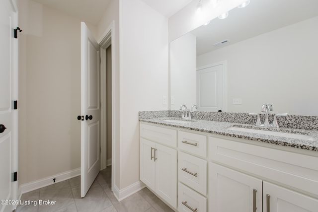 80 Valerie Ct, Brandenburg, KY 40108