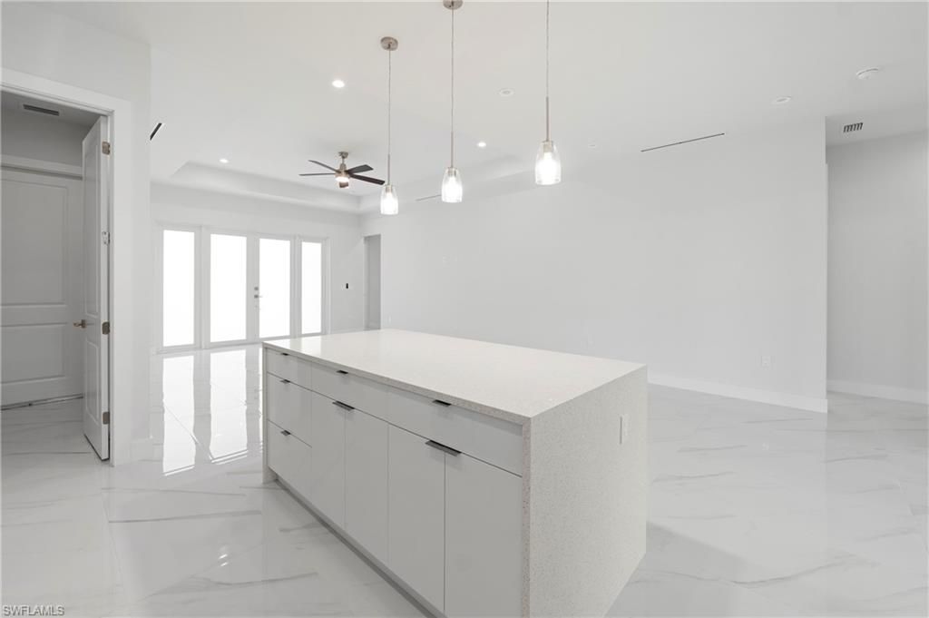 Image 12 of property listing at 121 8th TER, Cape Coral, FL 33909