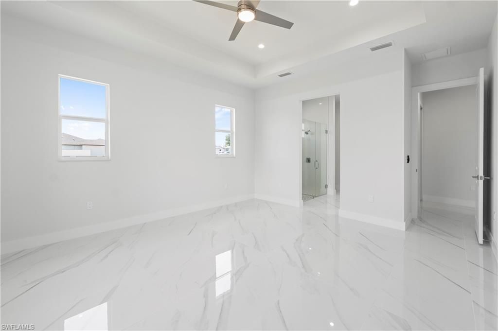 Image 15 of property listing at 121 8th TER, Cape Coral, FL 33909