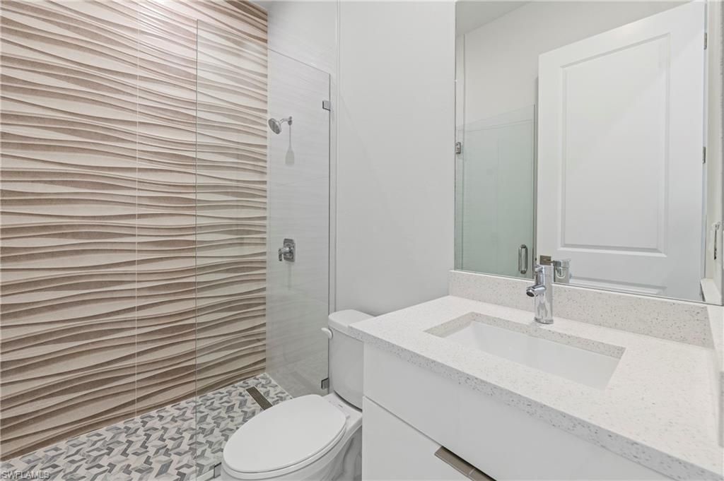 Image 26 of property listing at 121 8th TER, Cape Coral, FL 33909