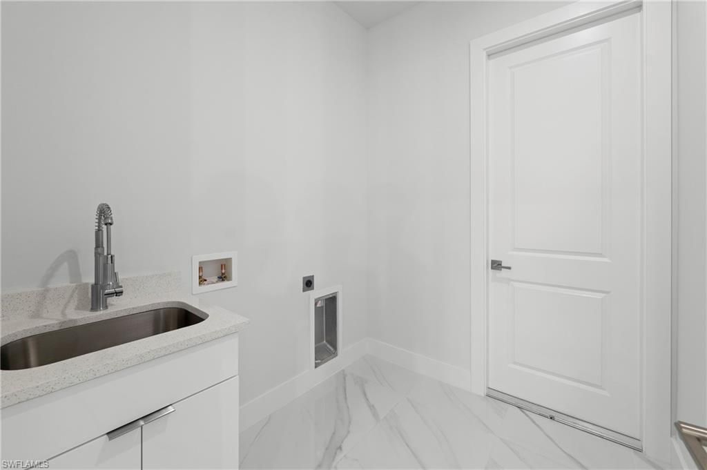 Image 27 of property listing at 121 8th TER, Cape Coral, FL 33909