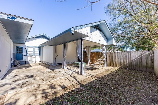 423 Avenue E, Port Allen, LA 70767
