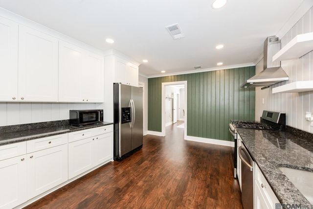 423 Avenue E, Port Allen, LA 70767