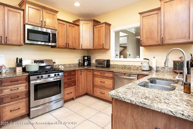 1235 Joann Lane, Williamston, MI 48895