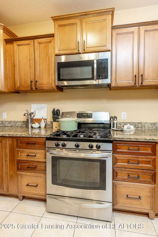 1235 Joann Lane, Williamston, MI 48895