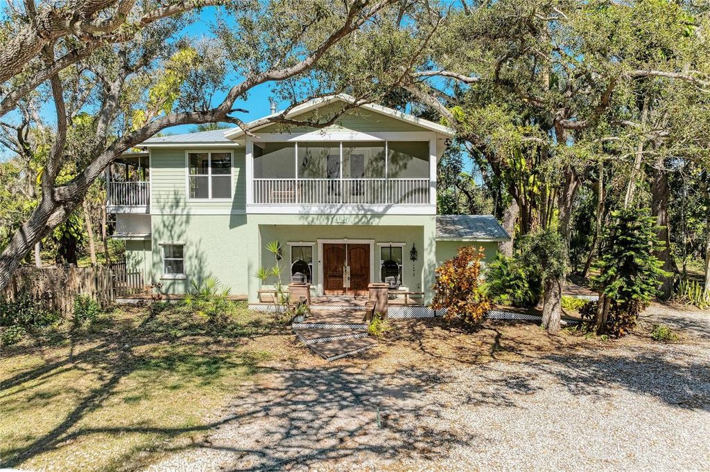 Image 1 of property listing at 820 N ELM STREET, Englewood, FL 34223