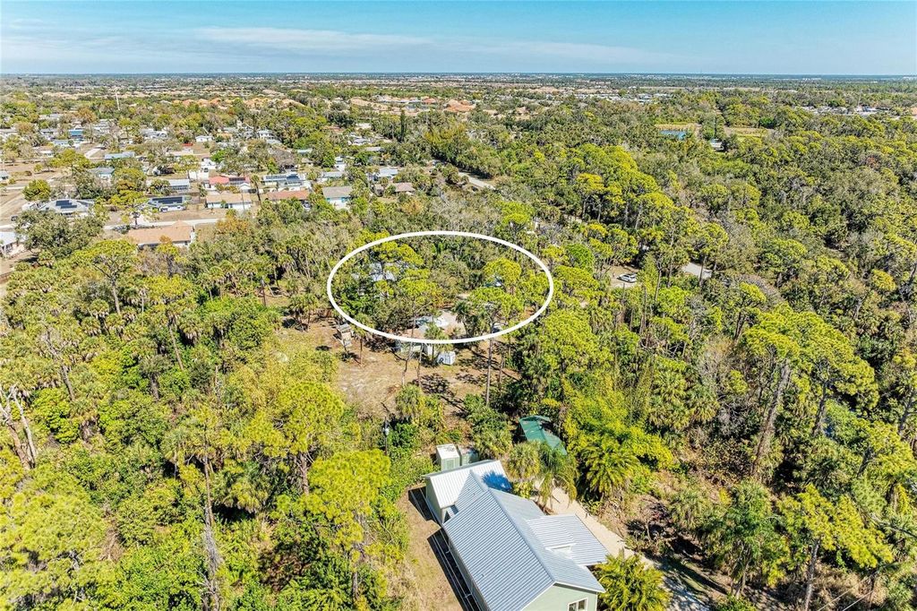 Image 15 of property listing at 820 N ELM STREET, Englewood, FL 34223