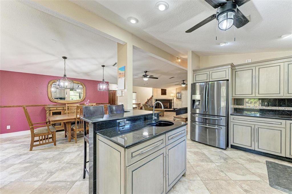 Image 39 of property listing at 820 N ELM STREET, Englewood, FL 34223