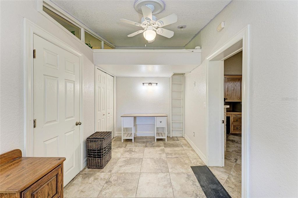 Image 81 of property listing at 820 N ELM STREET, Englewood, FL 34223