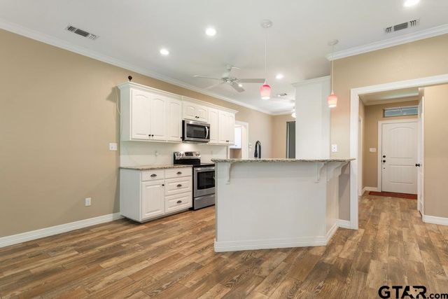 207 Senter Ave, Whitehouse, TX 75791