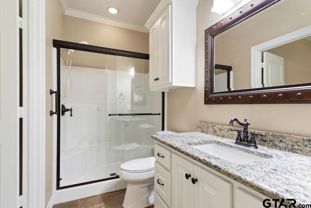 207 Senter Ave, Whitehouse, TX 75791
