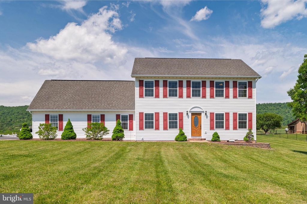 1643 THATCHER RD, Martinsburg, WV 25403