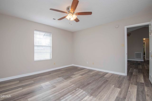 106 McDowell Lane, Seymour, TN 37865