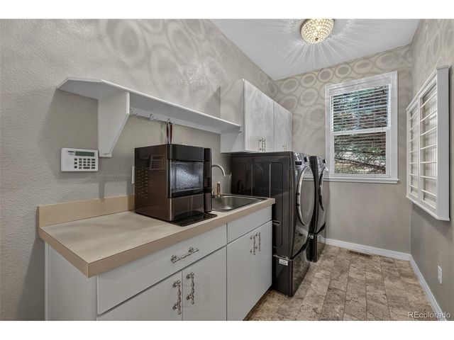 1660 Meyerwood Cir, Highlands Ranch, CO 80129