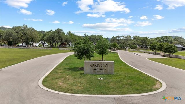 831 Wade Road, New Braunfels, TX 78132