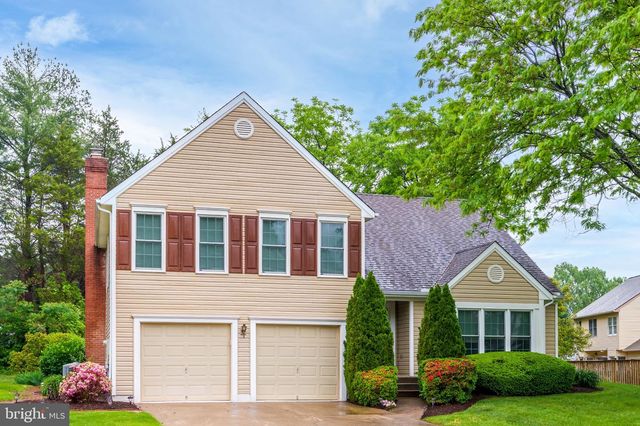 1452 HAWKS NEST CT, Herndon, VA 20170