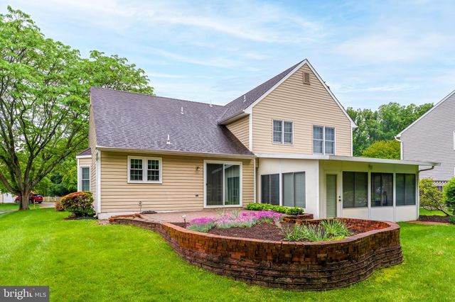 1452 HAWKS NEST CT, Herndon, VA 20170