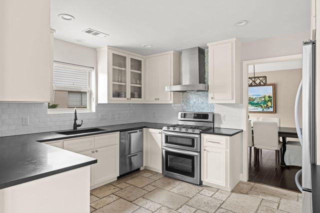 5743 Jason Street, Houston, TX 77096