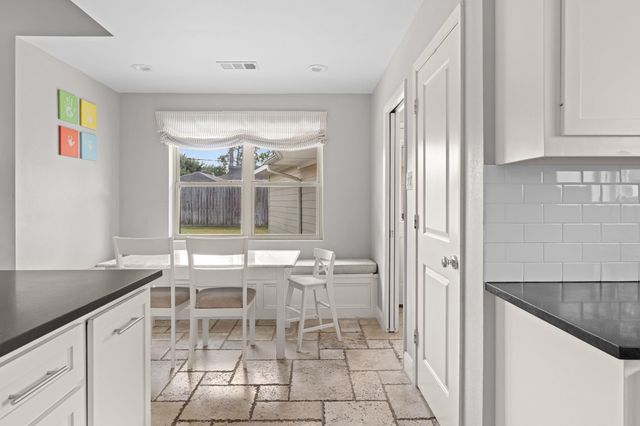 5743 Jason Street, Houston, TX 77096