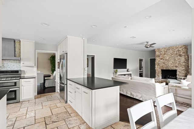 5743 Jason Street, Houston, TX 77096