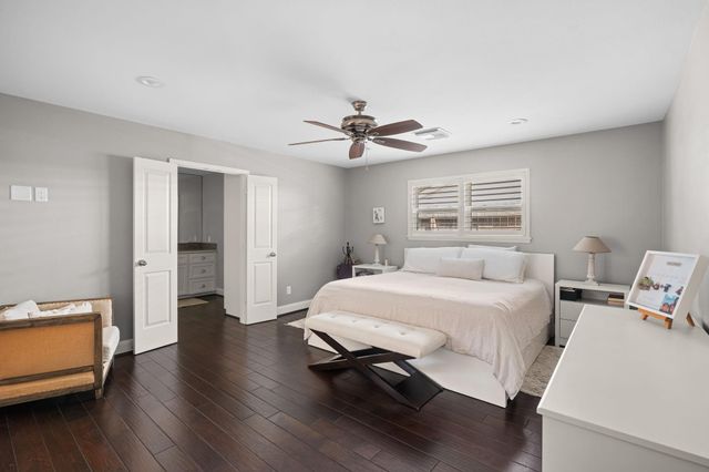 5743 Jason Street, Houston, TX 77096