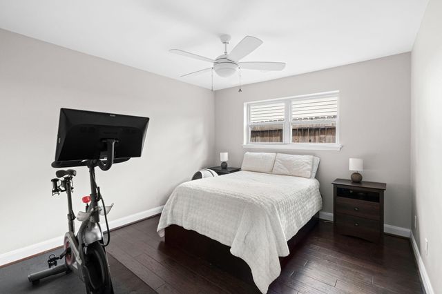 5743 Jason Street, Houston, TX 77096