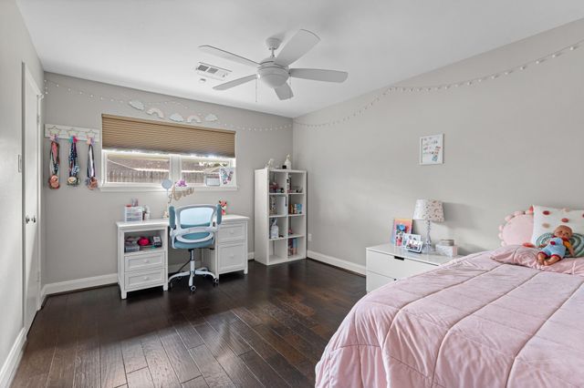 5743 Jason Street, Houston, TX 77096