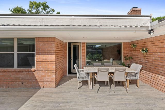 5743 Jason Street, Houston, TX 77096