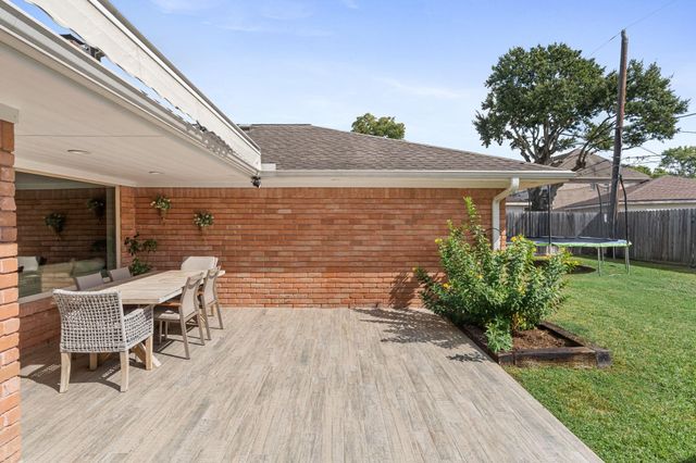 5743 Jason Street, Houston, TX 77096