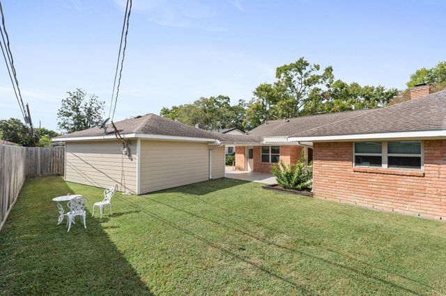 5743 Jason Street, Houston, TX 77096