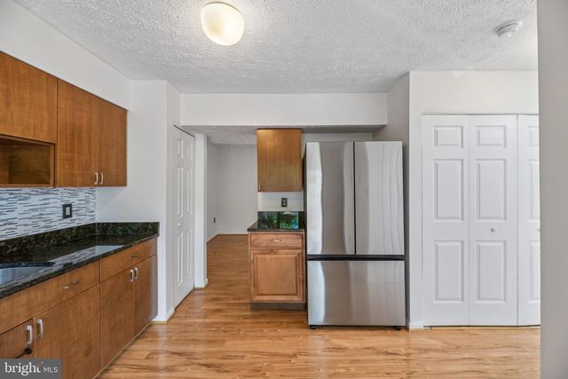 6101-B HOSKINS HOLLOW CIR, Centreville, VA 20121