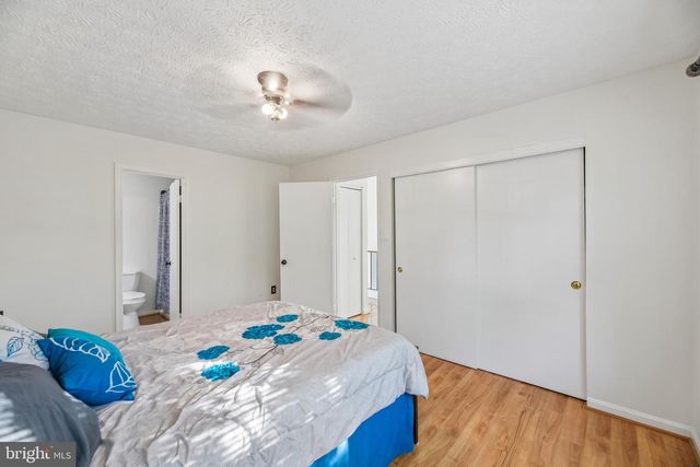 6101-B HOSKINS HOLLOW CIR, Centreville, VA 20121