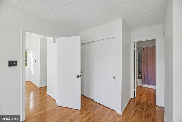 6101-B HOSKINS HOLLOW CIR, Centreville, VA 20121