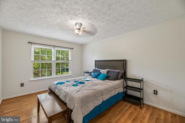 6101-B HOSKINS HOLLOW CIR, Centreville, VA 20121