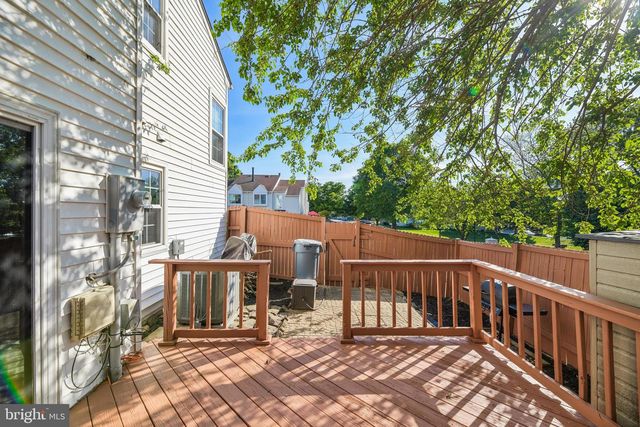 6101-B HOSKINS HOLLOW CIR, Centreville, VA 20121