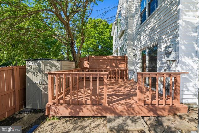6101-B HOSKINS HOLLOW CIR, Centreville, VA 20121
